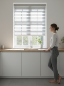 Как выбрать жалюзи для кухни: материалы, виды и советы мастера