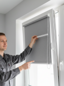 Как выбрать жалюзи на пластиковые окна: руководство от мастера