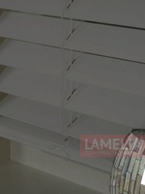 Горизонтальные деревянные и бамбуковые жалюзи дерево кварц 25 мм